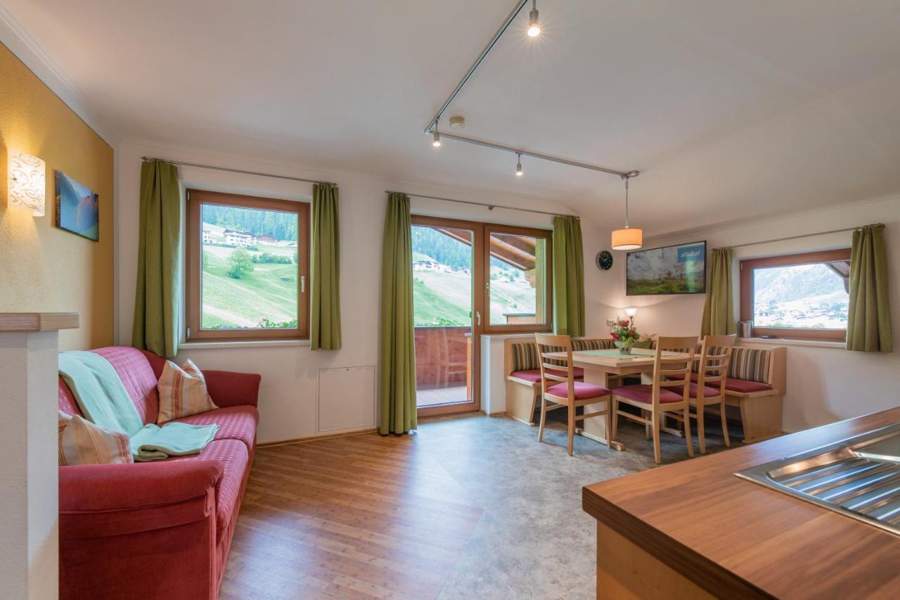 דירות ניוסטיפט אים סטובאיטל Haus Rosmarie מראה חיצוני תמונה