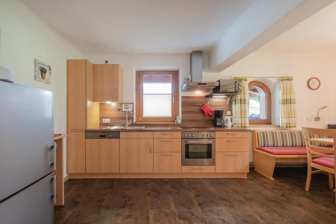 דירות ניוסטיפט אים סטובאיטל Haus Rosmarie מראה חיצוני תמונה