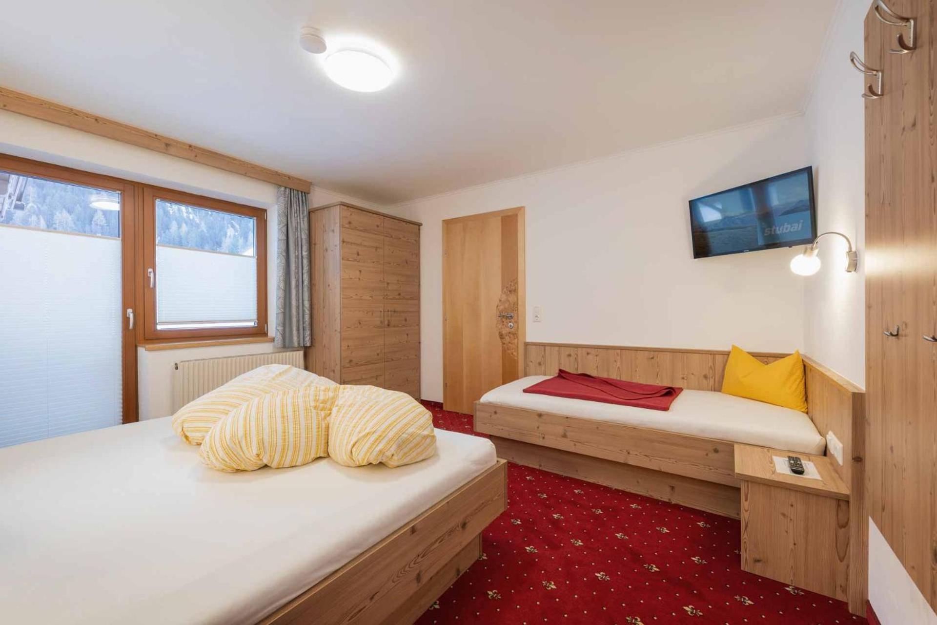 דירות ניוסטיפט אים סטובאיטל Haus Rosmarie מראה חיצוני תמונה
